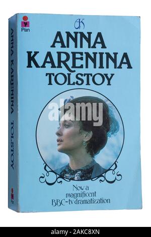 Anna Karenina Roman des russischen Schriftstellers Leo Tolstoi. Taschenbuch Stockfoto