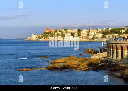 Italien, Ligurien, Genua, Boccadasse, kleinen Hafen Stockfoto