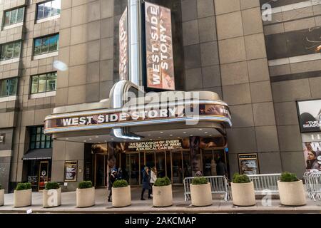 Die Theater am Broadway in New York am Sonntag, 5. Januar 2020, in dem die Wiederbelebung der "West Side Story" nun in den Vorschauen und zur Eröffnung am 20. Februar. (© Richard B. Levine) Stockfoto