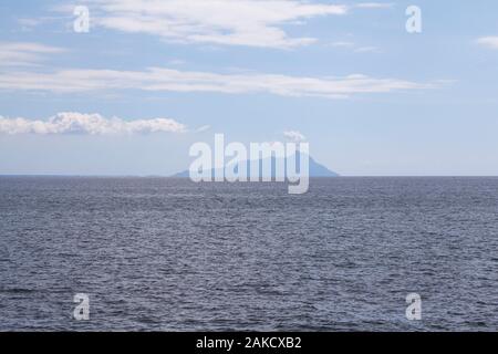 Monte Circeo silhouette Marine (Circeo Berg, Latina, Italien) Stockfoto