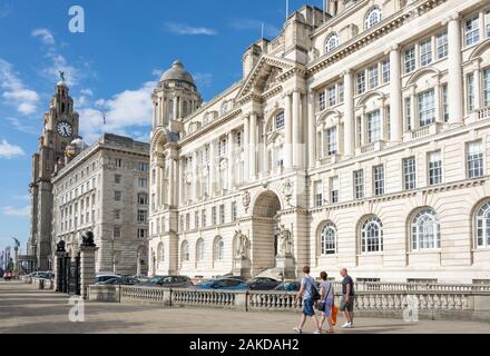 Royal Liver, Cunard und der Hafen von Liverpool, Liverpool Pier Head, Liverpool, Merseyside, England, Vereinigtes Königreich Stockfoto