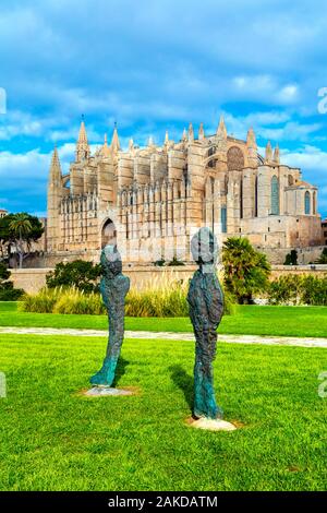 "Skulpturen Germinacions" (1998 / 1999) von Amador Magraner im Parc de la Mar, Palma, Mallorca, Spanien Stockfoto