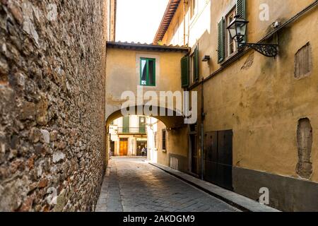 Florenz, Italien - 26, März, 2016: Horizontale Bild der alten Straßen von Florenz, eine mittelalterliche Stadt in Italien Stockfoto