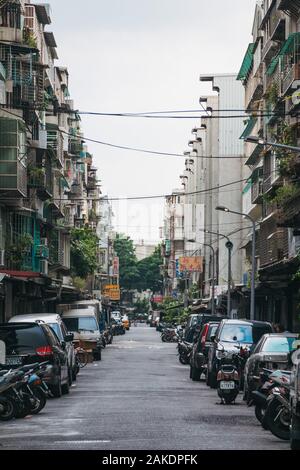 Eine leere städtische Hinterstraße in Taipei, Taiwan Stockfoto