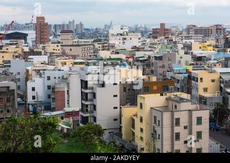 Die pastellfarbenen Apartments auf der Insel Qijin, Kaohsiung, Taiwan Stockfoto