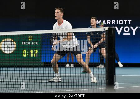 Sydney, Australien. 9. Januar 2020; Sydney Olympic Park Tennis Centre, Sydney, New South Wales, Australien; ATP-wm Australien, Sydney, Tag 7; Großbritannien gegen Australien; Jamie Murray und Joe Salisbury in Großbritannien gegen Nick Kyrgios und Alex de Minaur von Australien; Jamie Murray und Joe Salisbury Großbritannien Wartezeit für den Service gegen Nick Kyrgios und Alex de Minaur von Australien - Redaktionelle Verwendung Credit: Aktion Plus Sport Bilder/Alamy leben Nachrichten Stockfoto