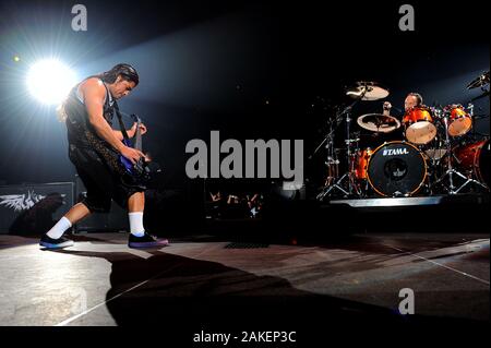 Mailand, Italien, 22. Mai 2009: Metallica World Magnetic Tour '09, live Konzert im Forum von Assago: Robert Trujillo am Bass Stockfoto