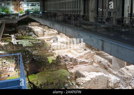 Athen, Griechenland - Dez 20, 2019: Das antike Athen unterhalb der New Acropolis Museum, Athen, Griechenland offenbart, Stockfoto