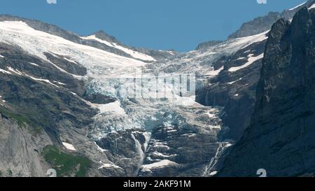 Mächtige Gletscher unterhalb der Schreckhorn Berg Stockfoto