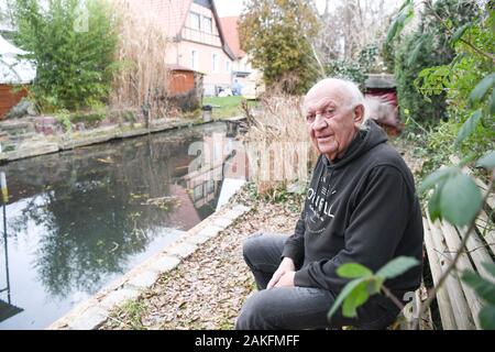 Berlin, Deutschland. 30 Dez, 2019. Peter Meyer, Keyboarder der Puhdys, in einem dpa-Interview. Quelle: Jörg Carstensen/dpa/Alamy leben Nachrichten Stockfoto