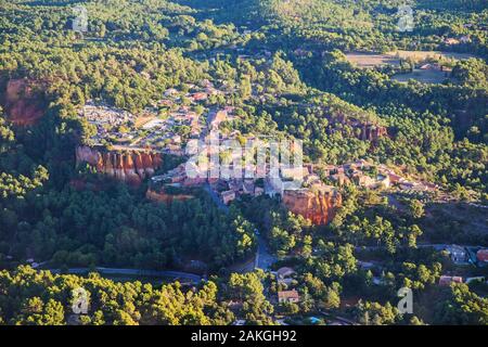 Frankreich, Vaucluse, Rustrel, der Colorado provençal (Luftbild) Stockfoto