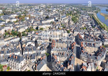 Frankreich, Maine et Loire, Loire-Tal UNESCO Weltkulturerbe, Blois und seine Castel (Luftbild) Stockfoto