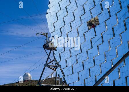 Spanien, Kanarische Inseln, La Palma, Parque Nacional Caldera de Taburiente National Park, Roque de Los Muchachos Observatorium, das Florian Goebel MAGIC Teleskope, 2009 Stockfoto