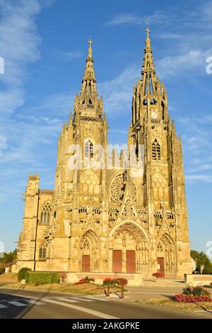 Frankreich, Marne, L'Epine, Zwischenstopp auf dem Weg von St. James als Weltkulturerbe der UNESCO, Notre-Dame-Basilika aufgeführt Stockfoto