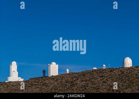 Spanien, Kanarische Inseln, Teneriffa, El Teide, Observatorio del Teide, Sternwarte, am späten Nachmittag Stockfoto