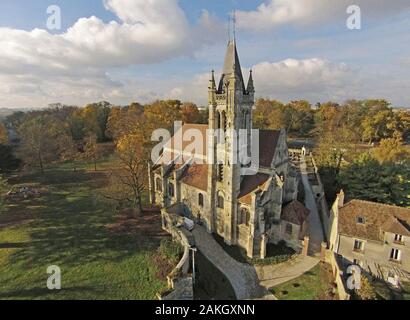 Frankreich, Val d'Oise (95), Selcuk, Saint-Pierre-Kirche Saint-Paul, Luftaufnahme Stockfoto