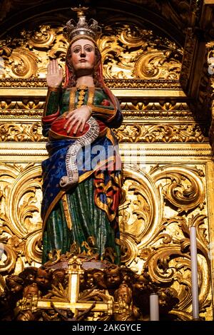 Portugal, Alentejo, Evora Stadt, Unserer Lieben Frau von der Himmelfahrt Kathedrale, Statue der schwangeren Jungfrau Stockfoto