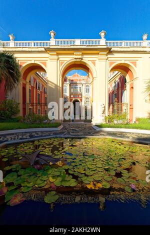 Italien, Ligurien, Genua, Museo di Palazzo Reale (Königspalast), die Gärten, das Becken in der Mitte von einem Mosaik aus Kieselsteinen Stockfoto