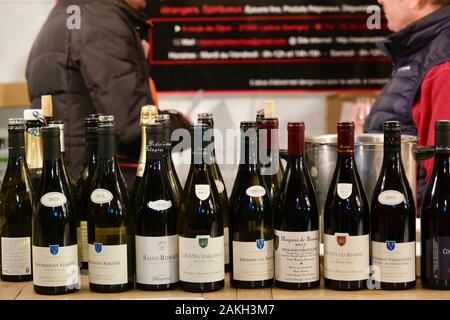 Frankreich, Cote d'Or, Beaune, ein UNESCO Weltkulturerbe, Festlichkeiten während der Verkauf von Hospizen Weine, Burgund Wein Abschaltdruck Stockfoto