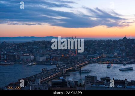 Sonnenuntergang in Istanbul bosporus Stockfoto