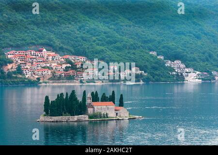 Benediktinerkloster, Saint Georges, Insel, Bucht von Kotor, Perast, Montenegro Stockfoto