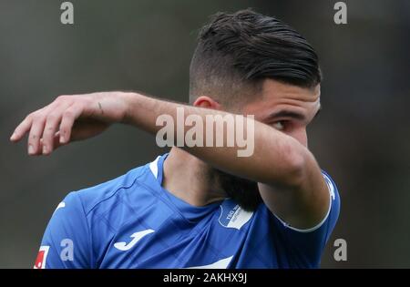 Marbella, Spanien. 09 Jan, 2020. Fußball: Bundesliga, Testspiel im Trainingslager La Quinta Fußballplätze, TSG 1899 Hoffenheim - ADO Den Haag. Die HOFFENHEIMER Munas Dabbur ist nach dem Spiel enttäuscht. Credit: Friso Gentsch/dpa/Alamy leben Nachrichten Stockfoto