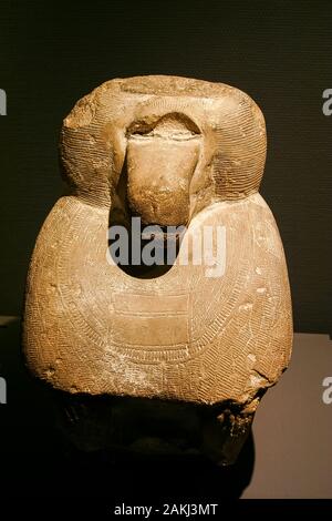 Ägypten, Alexandria, Bibliotheca Alexandrina, das Archäologische Museum, Statue des Gottes Thot als Pavian. Stockfoto