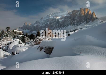 Dolomiten in frischem wintersnow Stockfoto