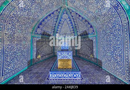 Innenraum mit blauen Kacheln verziert von pakhlavan Makhmoud Mausoleum, um diesem oder in der Nekropole des Khans von Chiwa, Itchan-Kala Stockfoto