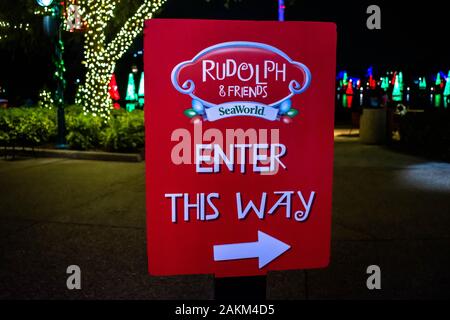 Orlando, Florida. 30. Dezember 2019. Rudoph und Freunde Zeichen in Seaworld Stockfoto