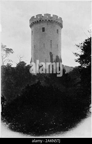 Schloss Warwick und seine Earls: von Sachsen bis in die Gegenwart. untess, spielen - inof im Schach in Kenilworth Castle mit Sir RichardRoundville, Ritter, nahm ich Spielball seiner; und an der gleichen Jahreszeit, die er durch seine armiesappointed am Burgtor herausgefordert wurde; dann stieg er und tookthat Ritter, und brachte ihn zu der Dame, und withhim eingelöst oder Losgekauft, seine Spielfigur. Nach byappointment, das Schloss war bis zum König geführt, wobei dieser Zeitpunkt mit seiner großen Counsel bei Warwick. mauduit am 8. Januar 1268 starb,^ sein Herz in Catesby Priorat, Co.Northants beigesetzt wurde und seine bodyin Westminster Stockfoto