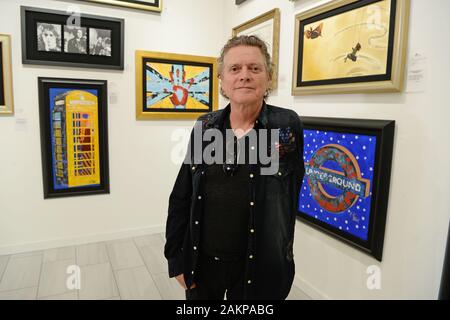 Hollywood, FL, USA. 09 Jan, 2020. Rick Allen des Def Leppard Kunst Ausstellung im Wentworth Galerie im Seminole Hard Rock Hotel & Casino am 9. Januar 2020 in Hollywood, Florida. Quelle: MPI04/Medien Punch/Alamy leben Nachrichten Stockfoto