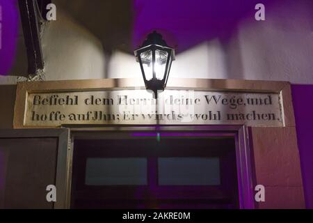 Inschrift, Altbau, Deutsche Kolonie, Sderot Ben Gurion, Altstadt, Haifa, Israel Stockfoto