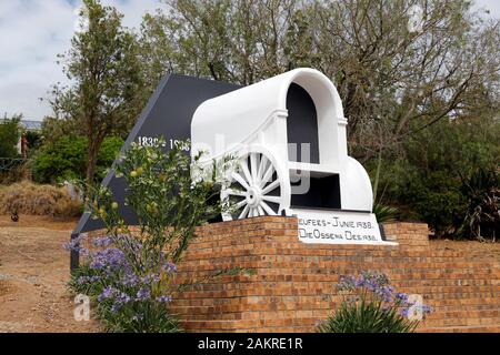 Eeufees - Denkmal 1938 in Napier in der Overberg Region der Western Cape Provinz von Südafrika. Stockfoto
