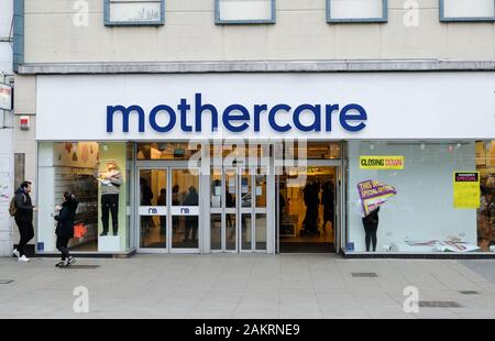 Wood Green, London, UK. 10. Januar 2020. Mothercare store in Wood Green schließt. Quelle: Matthew Chattle/Alamy leben Nachrichten Stockfoto