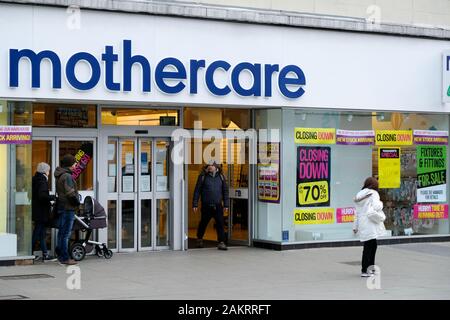 Wood Green, London, UK. 10. Januar 2020. Mothercare store in Wood Green schließt. Quelle: Matthew Chattle/Alamy leben Nachrichten Stockfoto