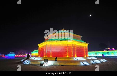 Shenyang, Provinz Liaoning, China. 9 Jan, 2020. Touristen bereisen die Qipanshan Scenic Area in Shenyang, Provinz Liaoning im Nordosten Chinas, Jan. 9, 2020. Credit: Yang Qing/Xinhua/Alamy leben Nachrichten Stockfoto