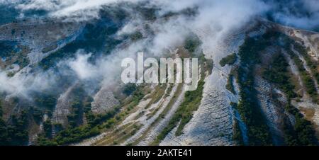 Luftbild, geologische Landschaft, Lastras de las Heras, Valle de Losa, Junta de Traslaloma, Las Merindades, Burgos, Castilla y Leon, Spanien, Europa Stockfoto