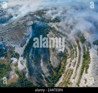 Luftbild, geologische Landschaft, Lastras de las Heras, Valle de Losa, Junta de Traslaloma, Las Merindades, Burgos, Castilla y Leon, Spanien, Europa Stockfoto