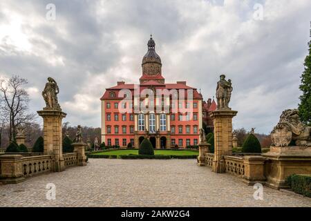 Panoramablick auf das Schloss Fürstenstein, Polen Stockfoto