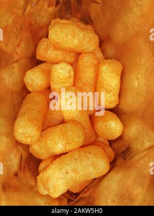 Peanut mais Windbeutel mit weißem Hintergrund Stockfoto