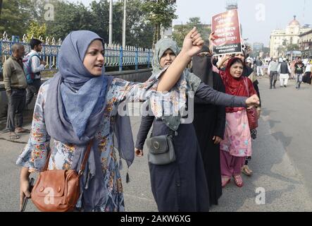 Kolkata, Indien. 10 Jan, 2020. Muslimische Frauen nehmen an der Kundgebung gegen die Staatsbürgerschaft Amendment Act oder CAA 2019 zu protestieren. (Foto von Ved Prakash/Pacific Press) Quelle: Pacific Press Agency/Alamy leben Nachrichten Stockfoto