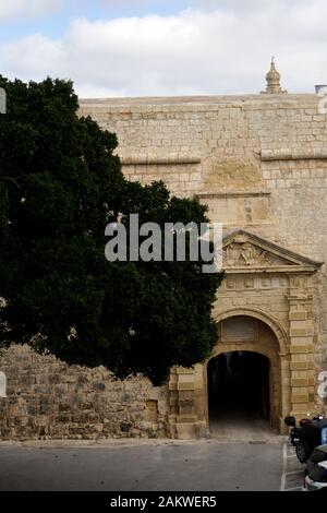 Historische Altstadt von Mdina - so genannte griechische Stadt Tor Stockfoto