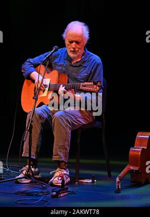 FORT LAUDERDALE FL - Januar 09: Leo Kottke führt an der Broward Center für Darstellende Künste am 9. Januar 2020 in Fort Lauderdale, Florida. Quelle: MPI04/MediaPunch Stockfoto