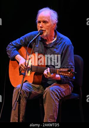 FORT LAUDERDALE FL - Januar 09: Leo Kottke führt an der Broward Center für Darstellende Künste am 9. Januar 2020 in Fort Lauderdale, Florida. Quelle: MPI04/MediaPunch Stockfoto