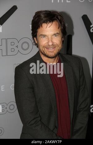 Los Angeles, USA. 09 Jan, 2020. Jason Bateman in der HBO-Serie Premiere von "der Außenseiter". Gehalten an der DGA-Theater in Los Angeles, CA, 9. Januar 2020. Foto: Richard Chavez/PictureLux Credit: PictureLux/Hollywood Archiv/Alamy leben Nachrichten Stockfoto