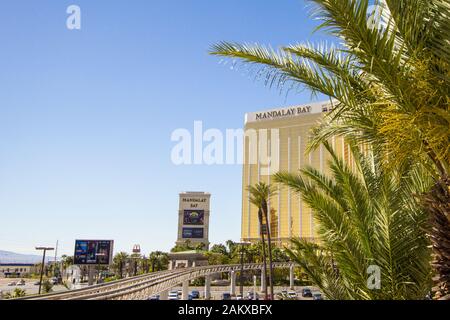 Las Vegas, Nevada, USA - Mai 6, 2019: Äußere des Mandalay Bay Resort. Mandalay Bay befindet sich auf dem Las Vegas Strip in Las Vegas, Nevada, USA. Stockfoto