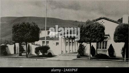 Architekt und Ingenieur. MENS CLUB ZIMMER. VETERANS Memorial Building. SAN LEANDRO, Henry H. Meyers, Architekten George R. Klinkhardt und Mildred S. Meyers. Architekten Zuordnen der Architekt und Ingenieur^19^ AUGUST. 19 35. VETERANS Memorial Building, NILES. Kalifornien Henry H. Meyers, Architekten George R. Klinkhardt und Mildred S. Meyers. Architekten verknüpfen Stockfoto