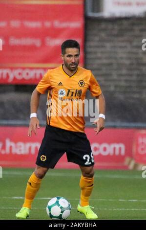 Seaview Stadion, Belfast, Nordirland. 01 Aug, 2019. UEFA Europa League zweite Qualifikationsrunde (zweite Bein) Kreuzfahrer (Rot/Schwarz) v Wölfe. Wolverhampton Wanderers Spieler Joao Moutinho (28). Stockfoto