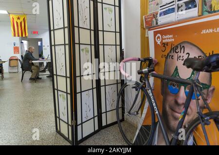 Québec Solidaire MNA Sol Zanetti ist während des Wahlkampfes in Quebec Quebec City Mittwoch, September 19, 2018 2008. Stockfoto